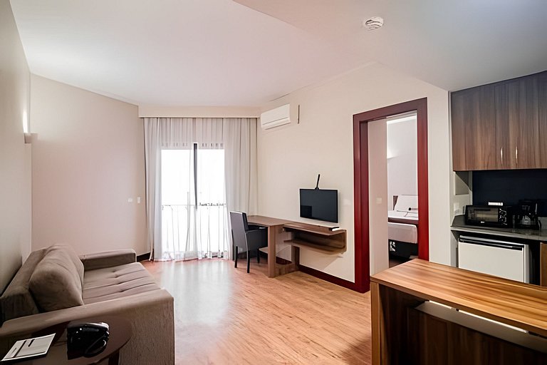 Apartamento completo e alto no Bonaparte para 5/p
