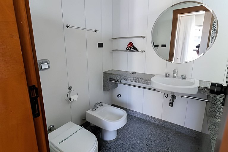 Apartamento Espaçoso no Hotel Bonaparte