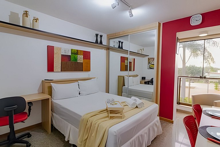 Apto completo com acesso a piscina no Life Resort
