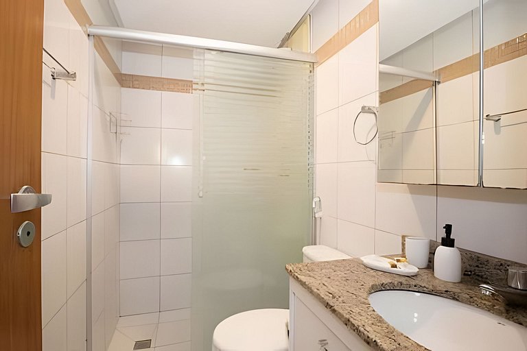 Aproveite piscina e conforto no Life Resort