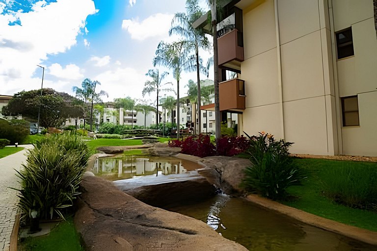 Apto bem localizado no Life Resort