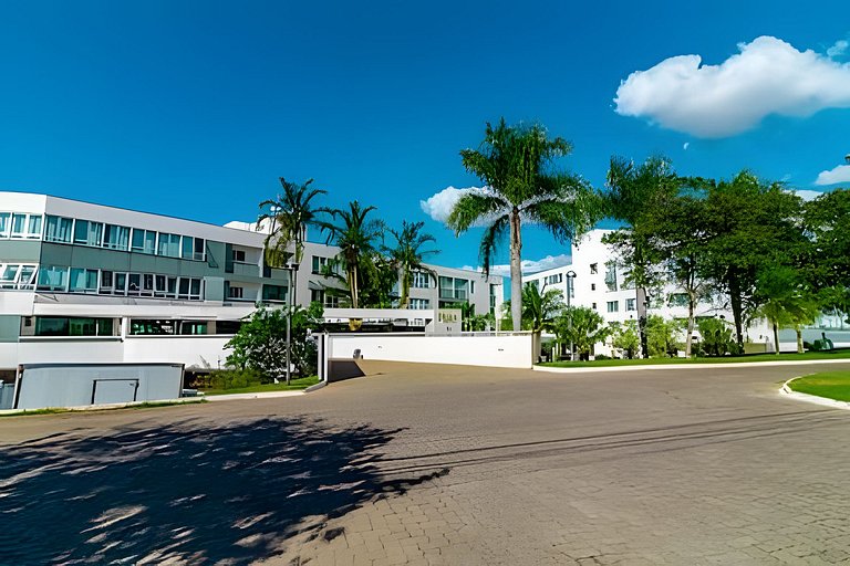 Apartamento beira lago no Premier