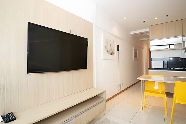 Duplex Mobiliado com Estilo no Athos Bulcão