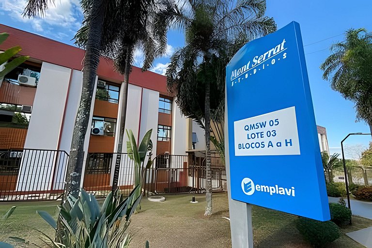 Apto completo com vaga de garagem no Mont Serrat