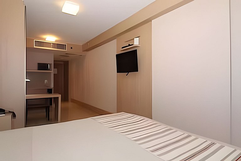 Apto com acesso a piscina e sauna no Cullinan