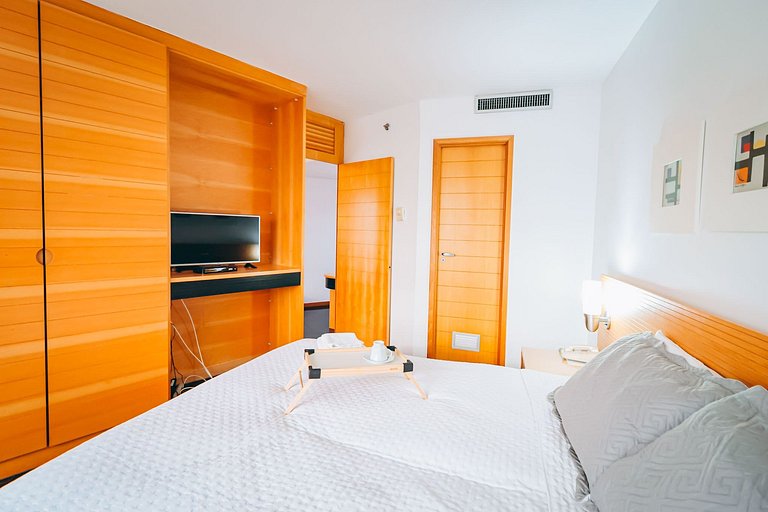 Apartamento completo no Golden Tulip