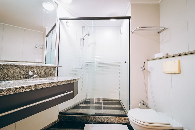 Apartamento completo no Golden Tulip