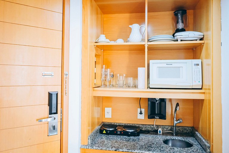 Apartamento completo no Golden Tulip