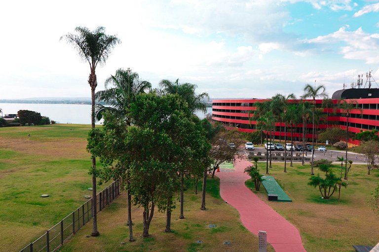 Apartamento completo no Golden Tulip