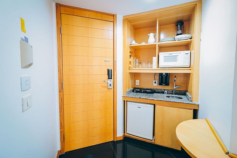 Apartamento completo no Golden Tulip