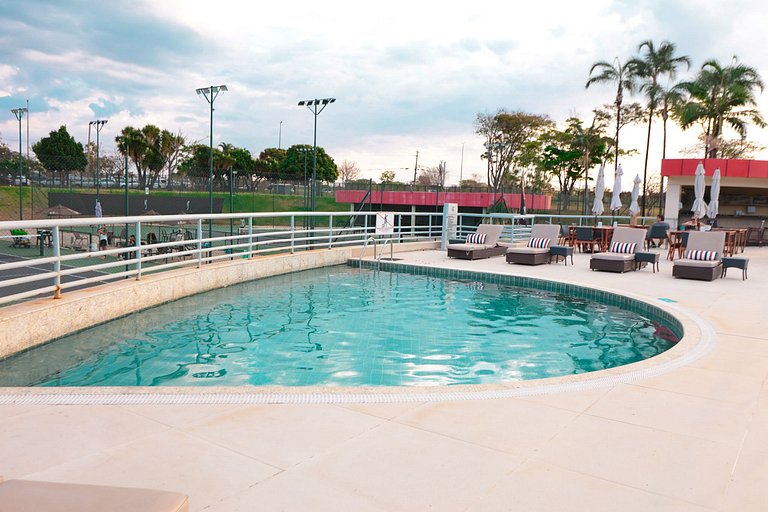 Apartamento completo no Golden Tulip